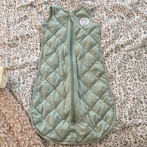 Cozy Quilted Weighted Sleep Sack for Kids - Soft Green